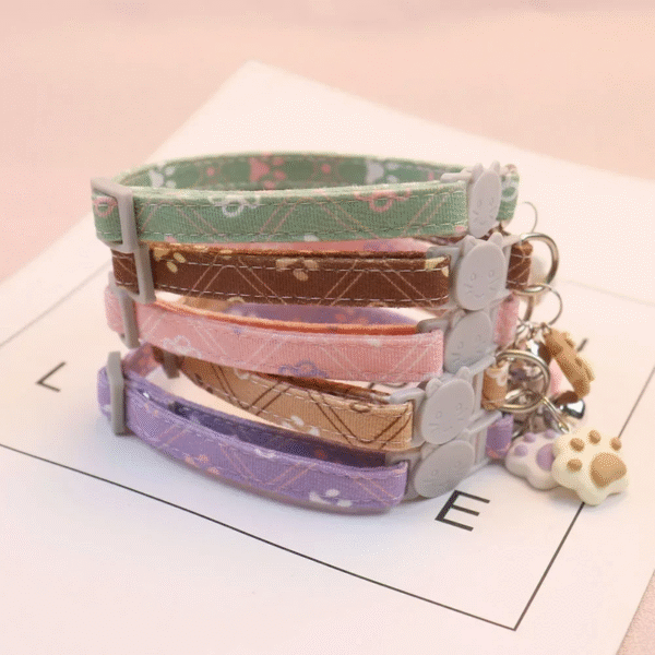 Cute Neck Pet Collar with Bell for Small Dogs